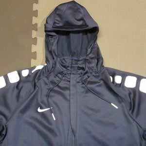 nike therma elite men's basketball hoodie